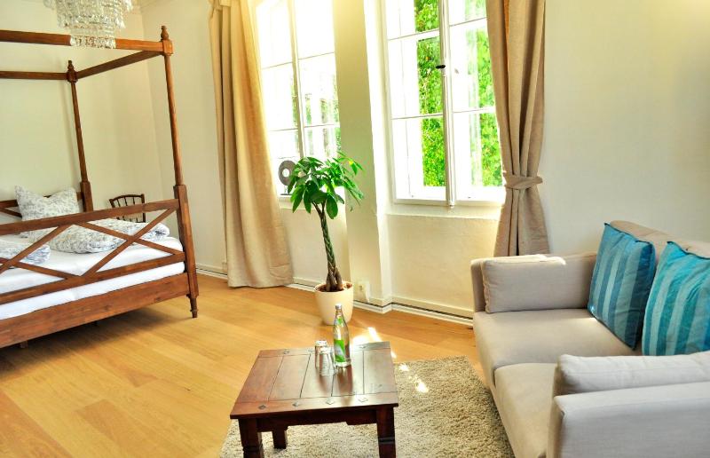 Double Room with Private External Bathroom image 1