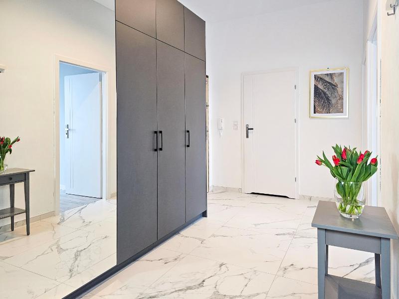 visit baltic - Platan Tower Grey - image 8
