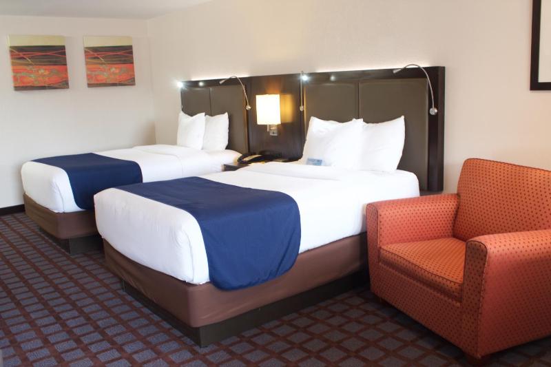 Double Room with Two Double Beds - Non-Smoking image 2