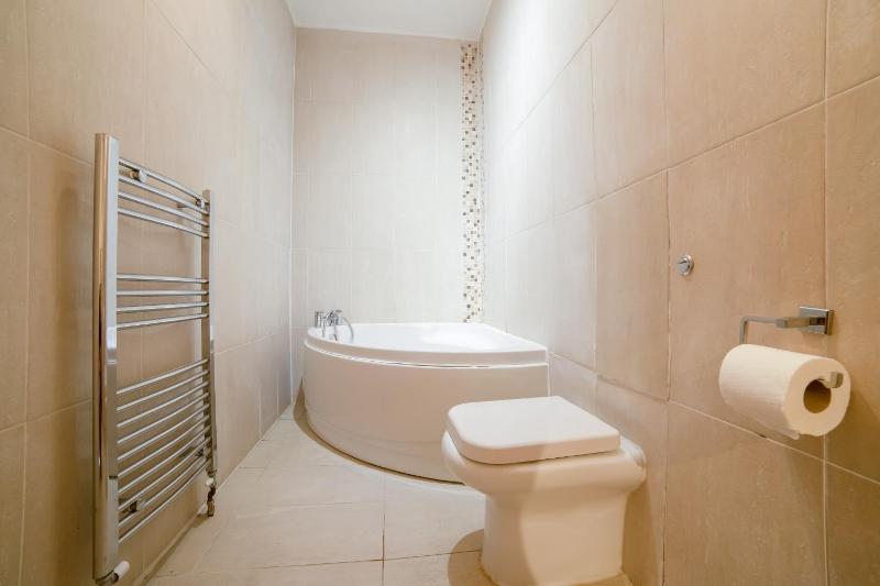 Superior Double Room image 4