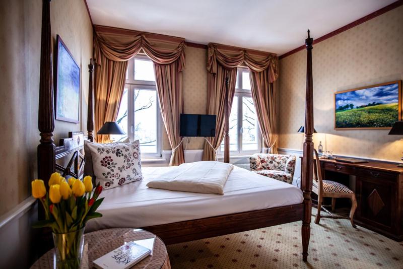 Single Room image 3