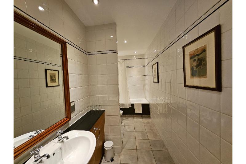 Standard Single Room image 1
