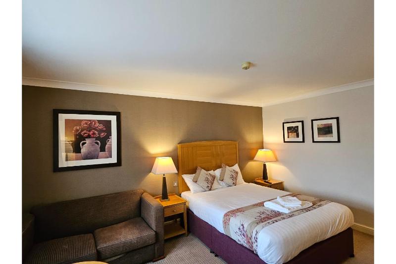 Standard Double Room image 4