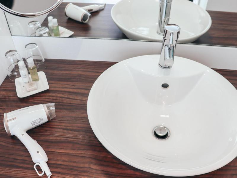 Suite image 2