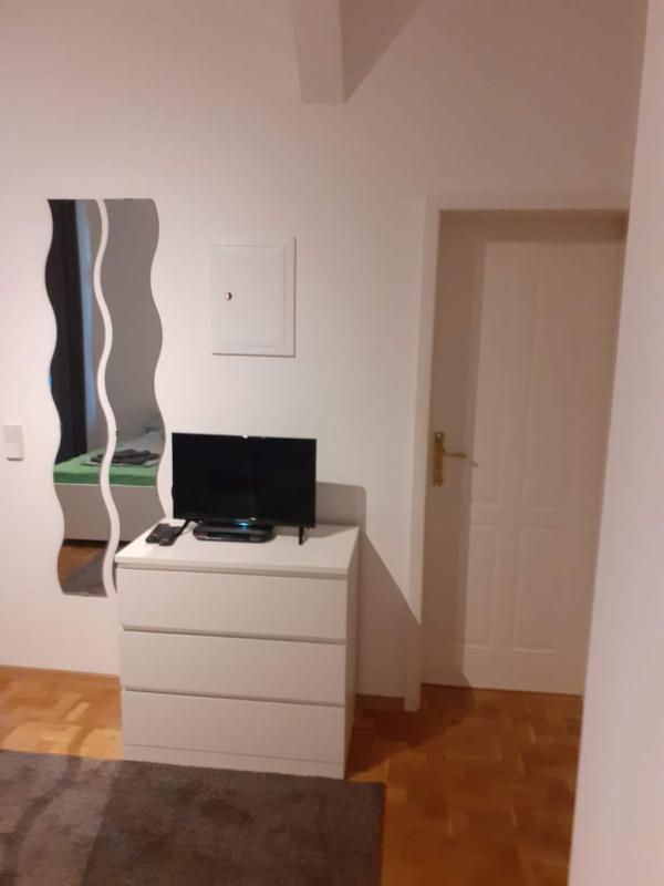 Leipzig Innenstadt-Süden - Wohnungen & Studios teilweise mit Aufzug - image 41