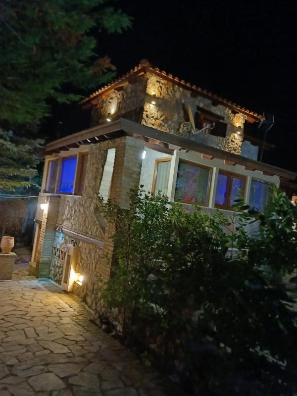 Chalet image 4