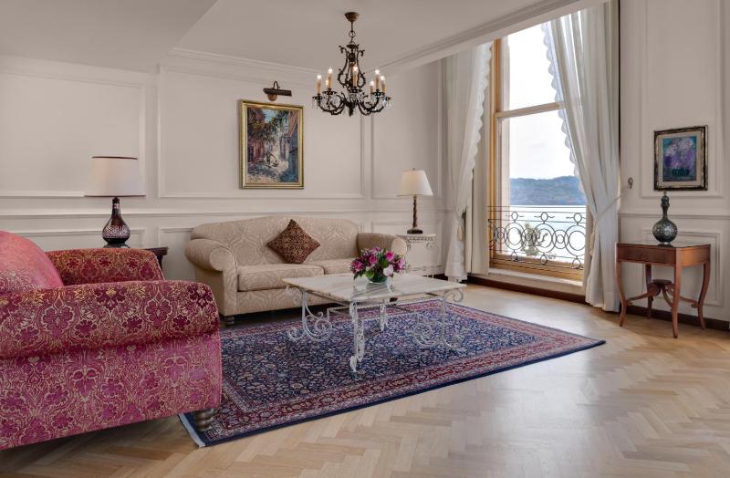 Palace Bosphorus Suite image 4
