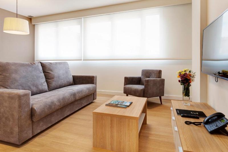 Double Bed Apartment image 3