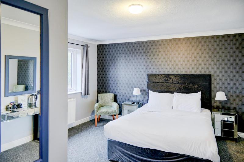 King Room image 3
