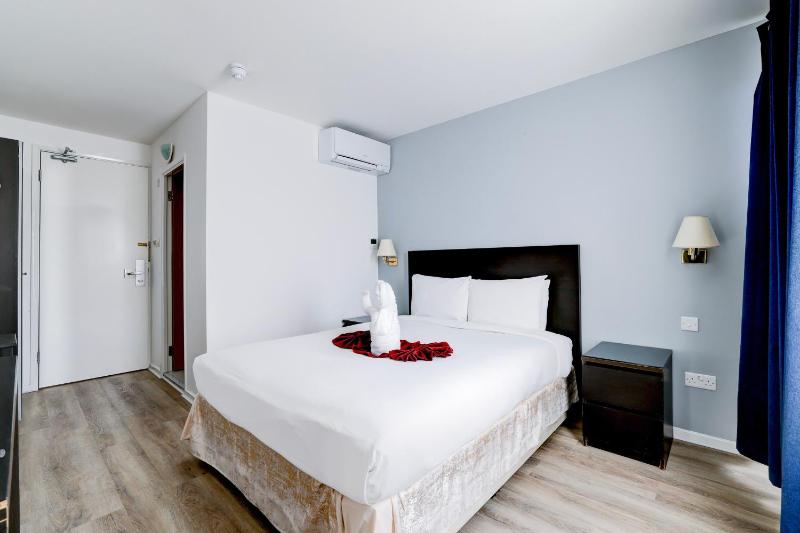 Standard Double Room image 1