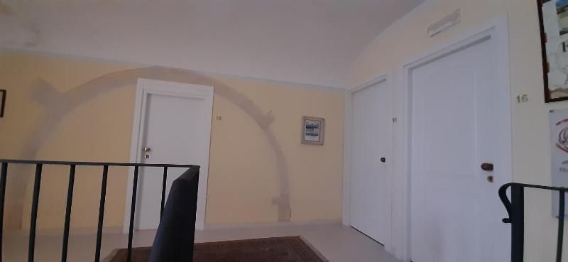 Standard Double Room image 2