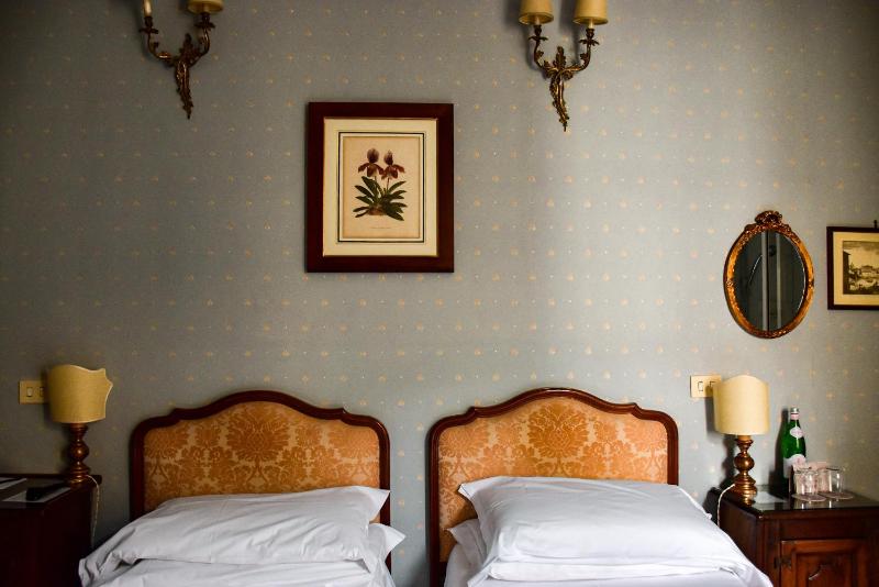 Economy Double or Twin Room image 4