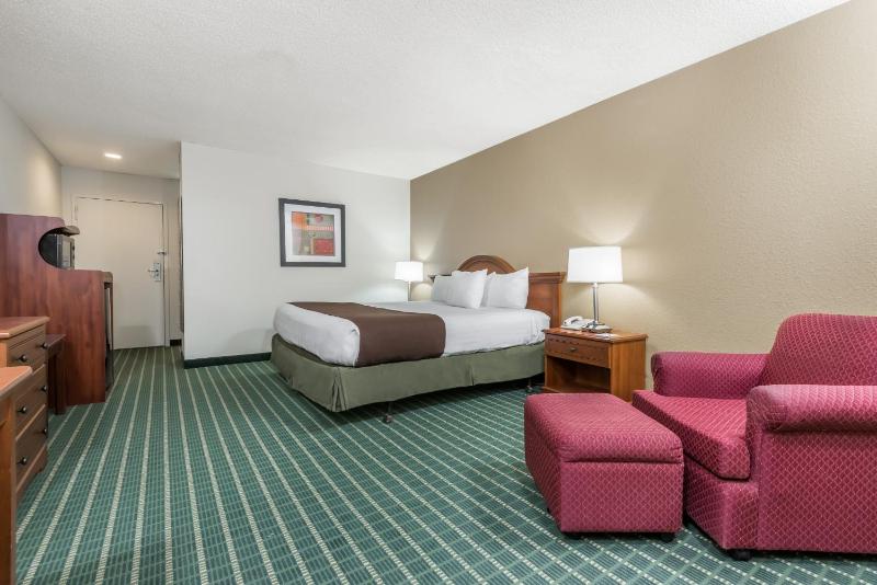 King Room - Disability Access/Non-Smoking image 3