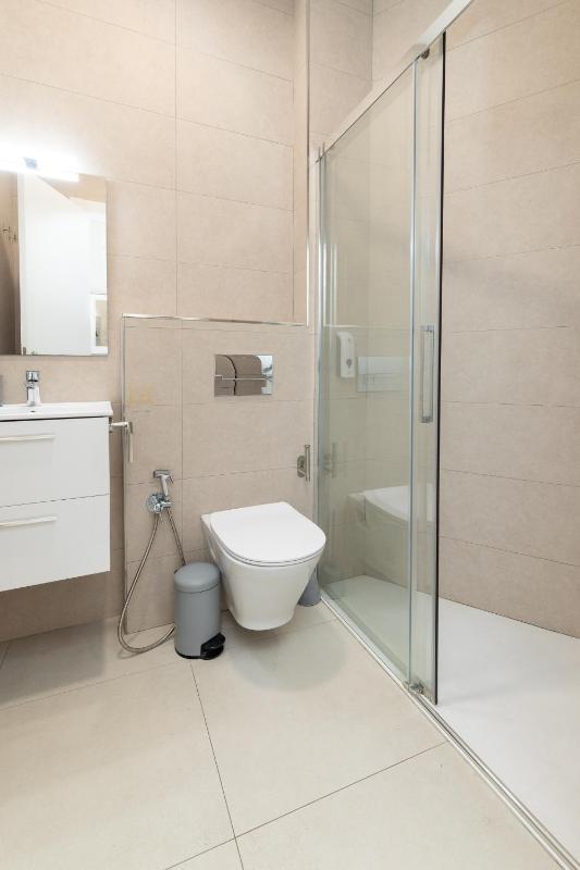 ApartUP Belmar Apartments - image 2