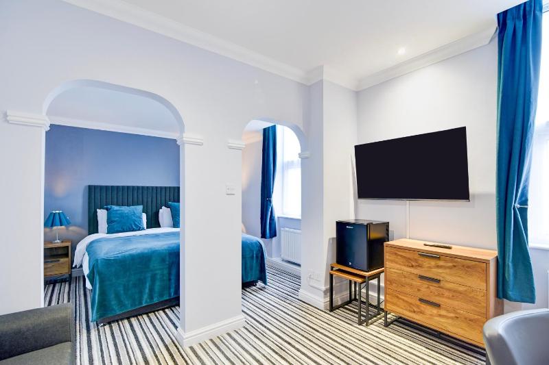 Double Room - Disability Access image 3