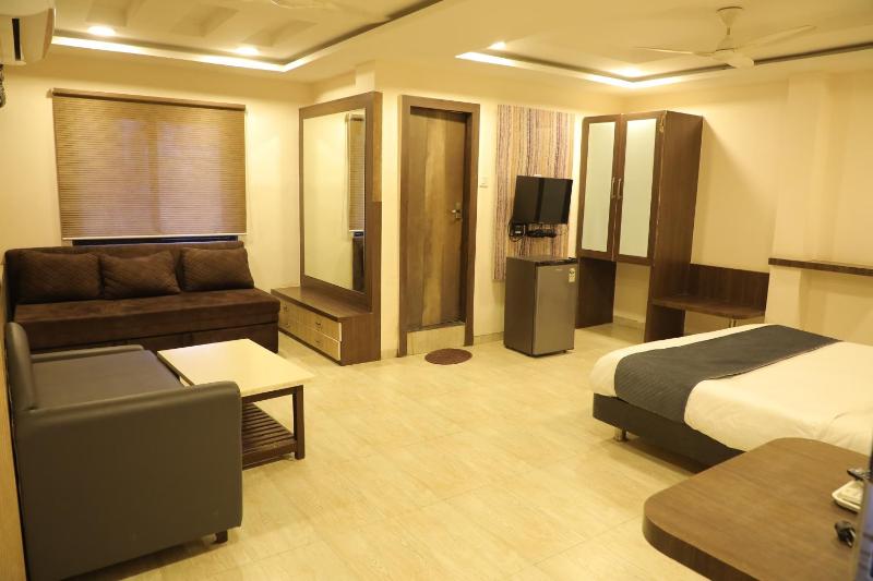 Prashant Hotel - image 12