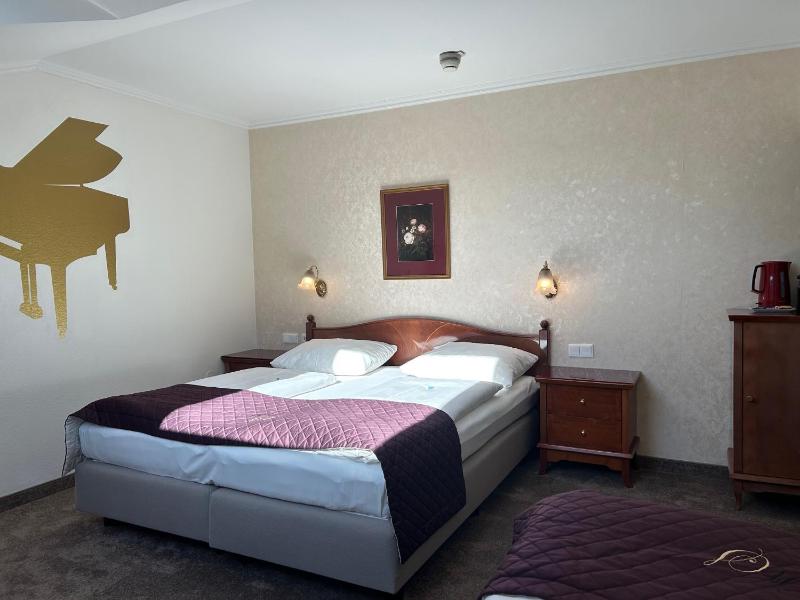 Superior Room image 4