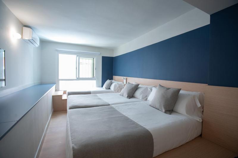 Triple Room image 3