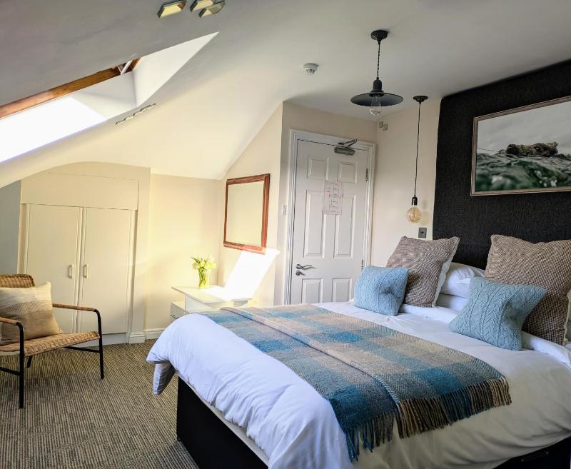Double Room with Garden View image 3