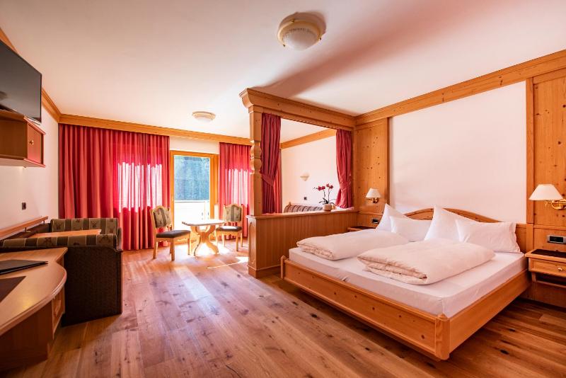 Suite Hotel Christoph  image 1