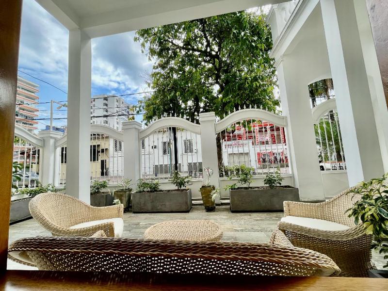 Hotel Cattaleya City - image 11