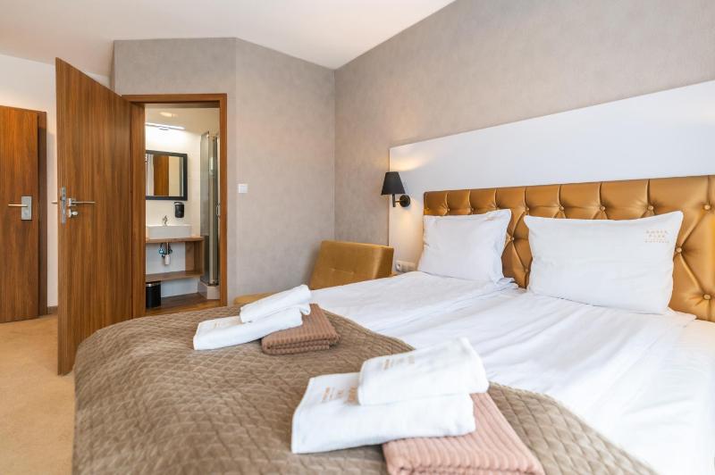 Triple Room with Balcony or Terrace image 3