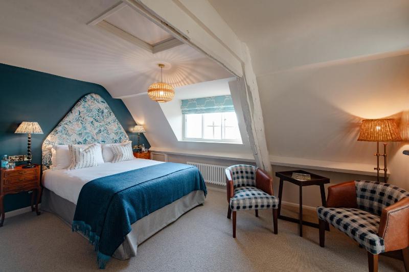 Superior Double Room image 1