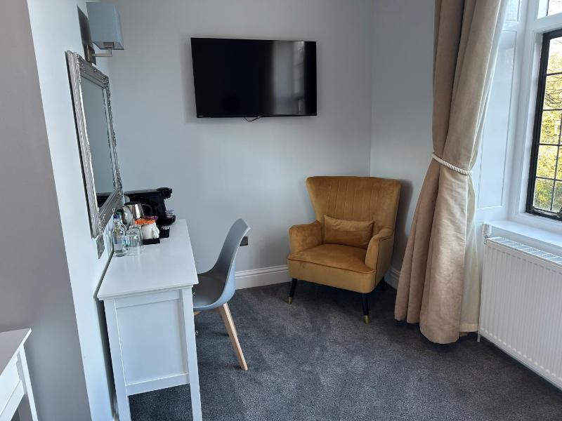 Executive Double Room image 3