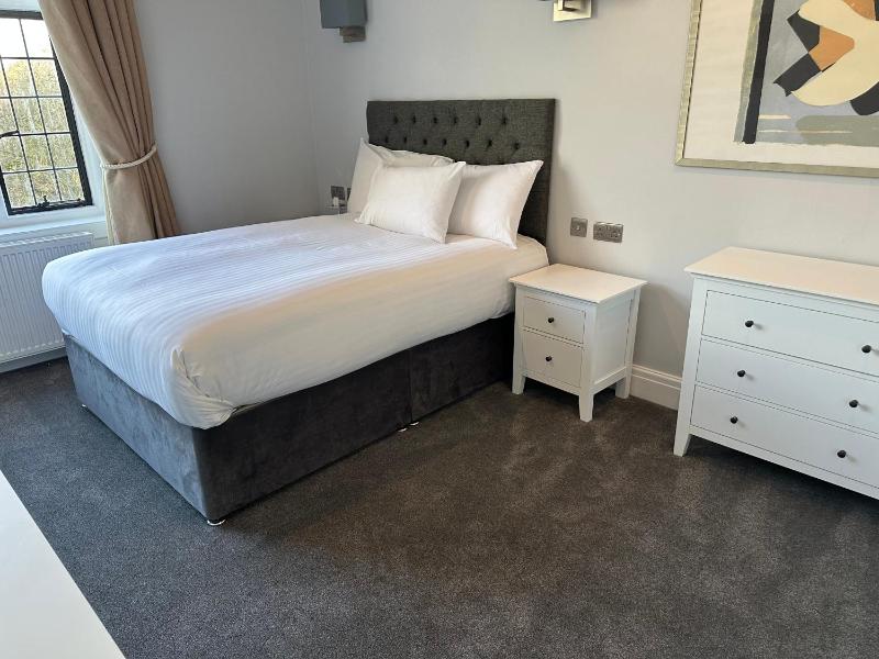 Executive Double Room image 4