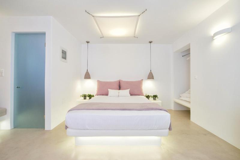 Anna Platanou Suites - image 15
