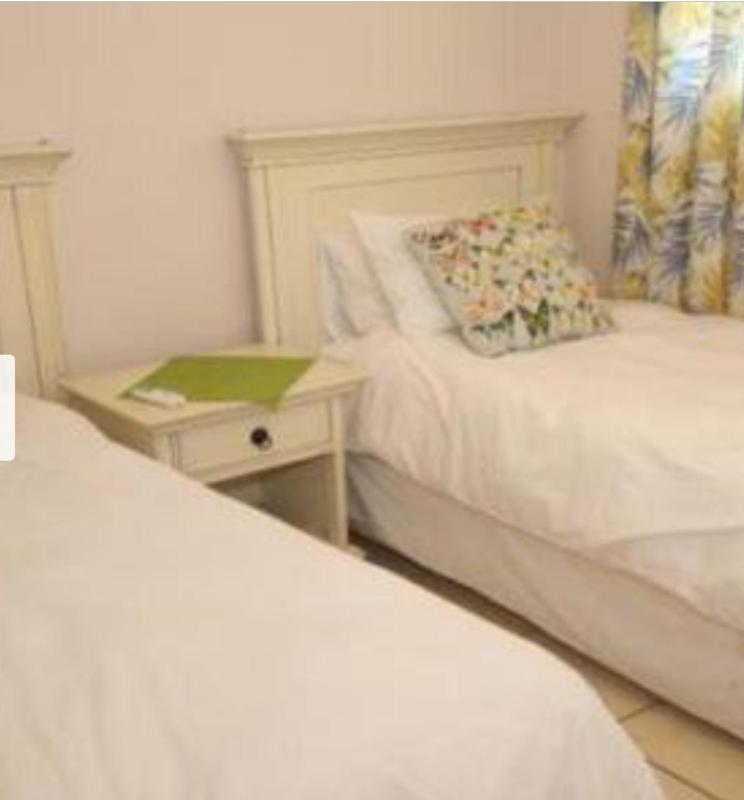 NEW 101B Santorini  Margate Lawrence place - image 10