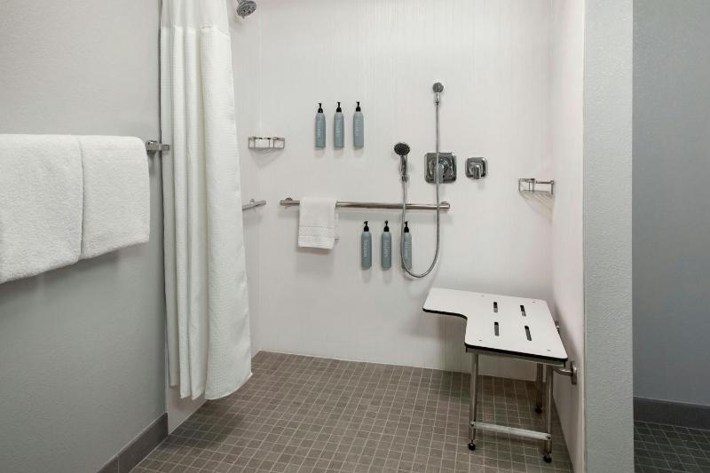 King Room with Sofa Bed and Adapted Tub - Mobility and Hearing Accessible image 2