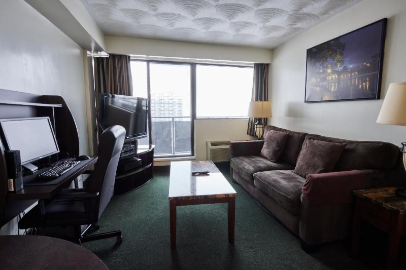 The Business Inn - image 11