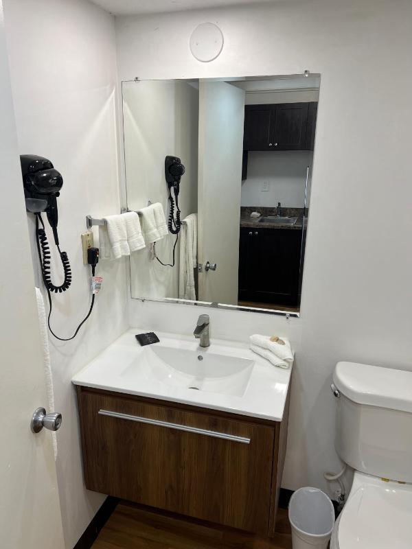 Flamingo Inn Beachfront - Daytona Beach - image 38