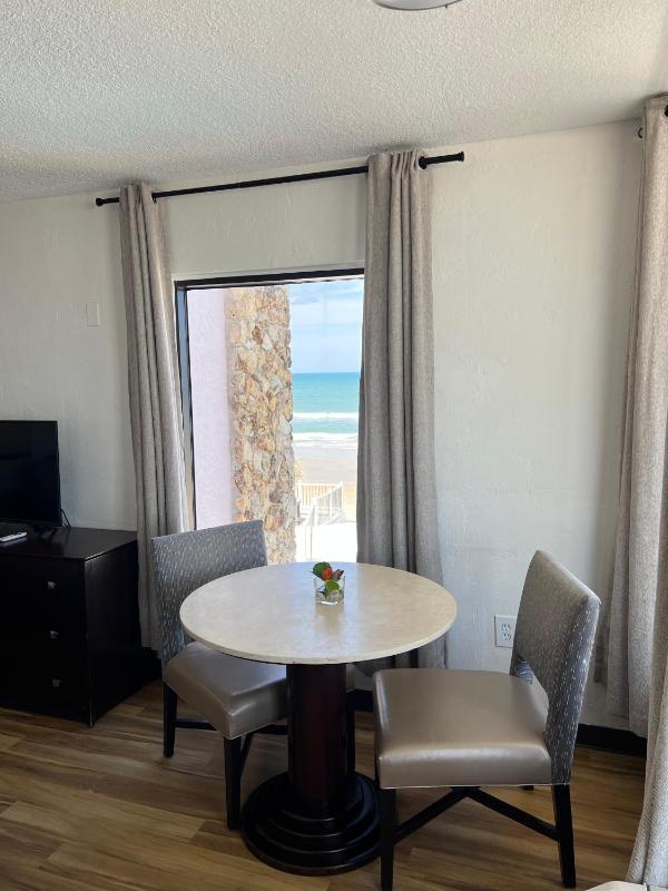 Flamingo Inn Beachfront - Daytona Beach - image 50