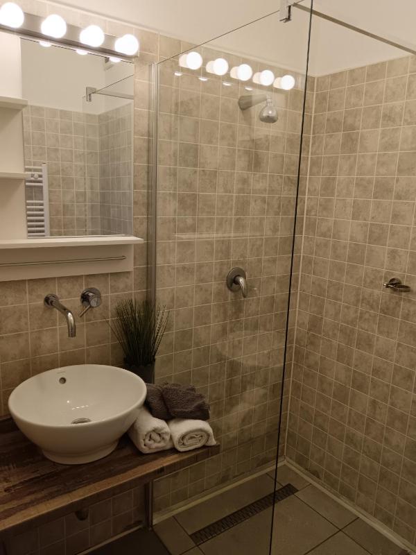 My Home Wellness Apartmanok - image 42