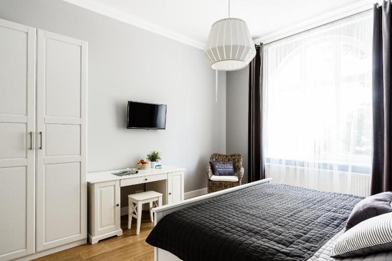 Sanhaus Apartments - RIVIERA - apartament z dwoma sypialniami 100 metrów od deptaka - image 3