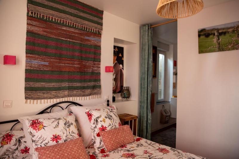 Double Room with Garden View image 1