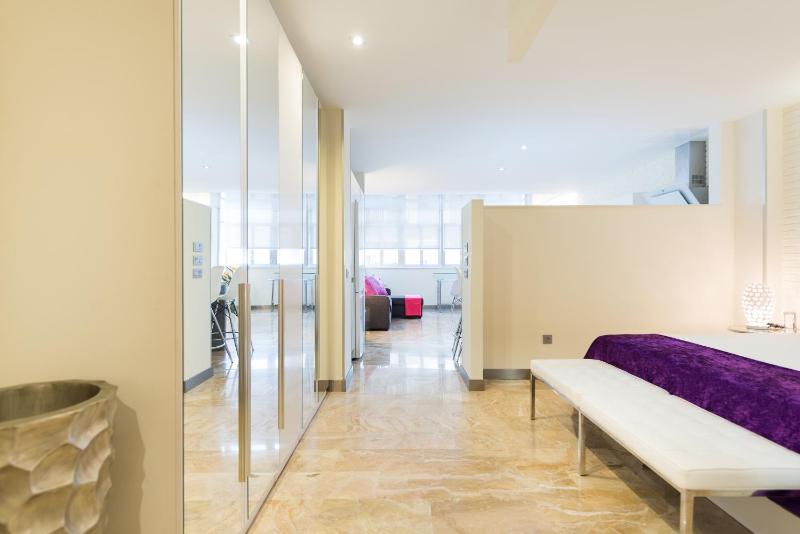 Suites Garden Loft Picasso - image 26