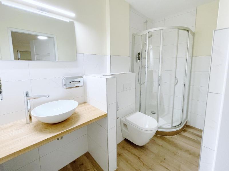 Quadruple Room image 2