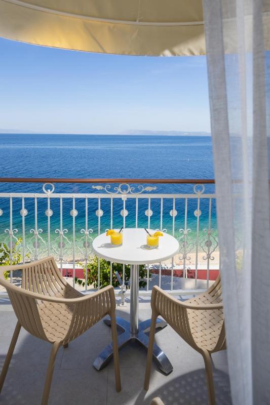 Studio with Sea View image 2