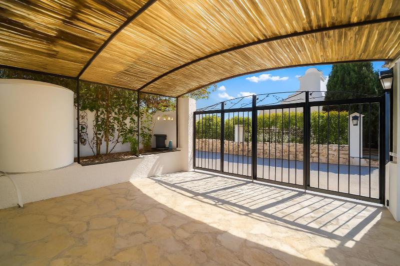 Villa Este Javea by Rock Rentals - image 22