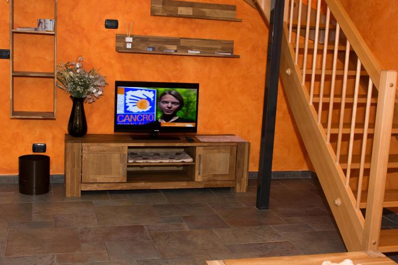 Luxury Three-Bedroom Apartment - Separate Building image 3
