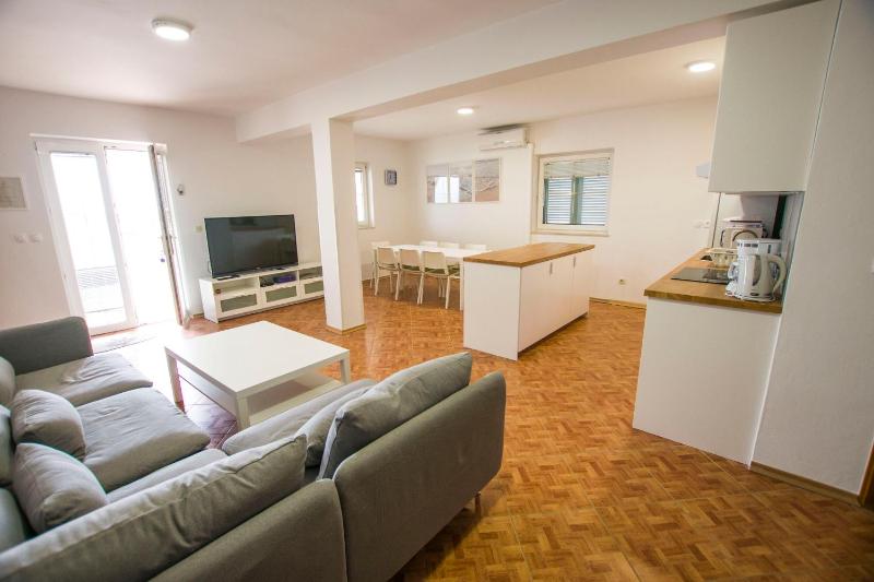 Apartments Josip - image 10