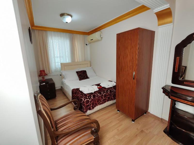 Single Room image 4