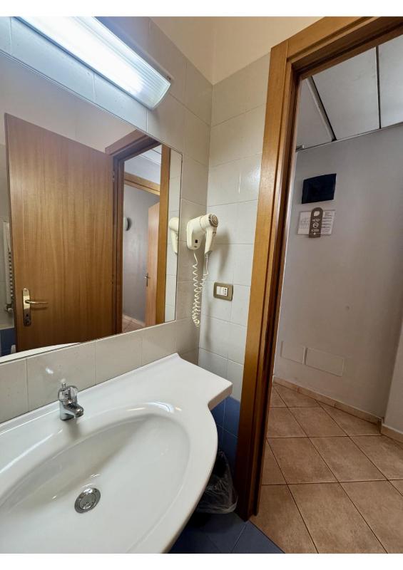 Triple Room image 3