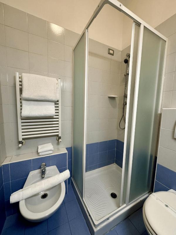 Triple Room image 2