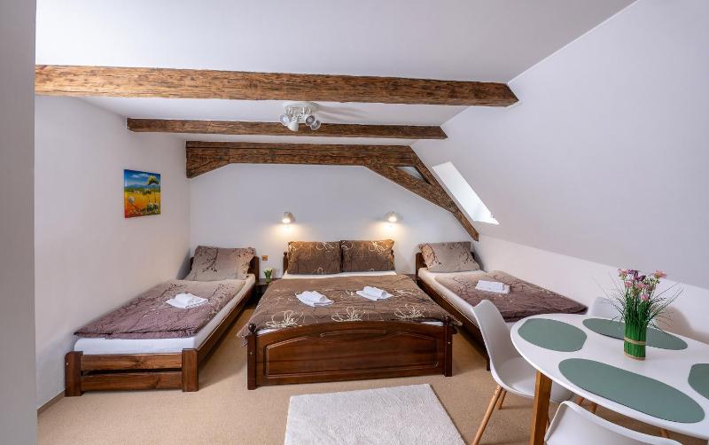 Quadruple Room image 1