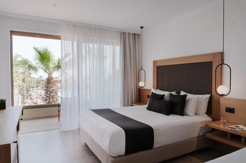Standard Room image 1