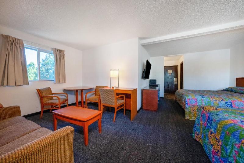 Unicorn Inn by OYO Portland - image 11